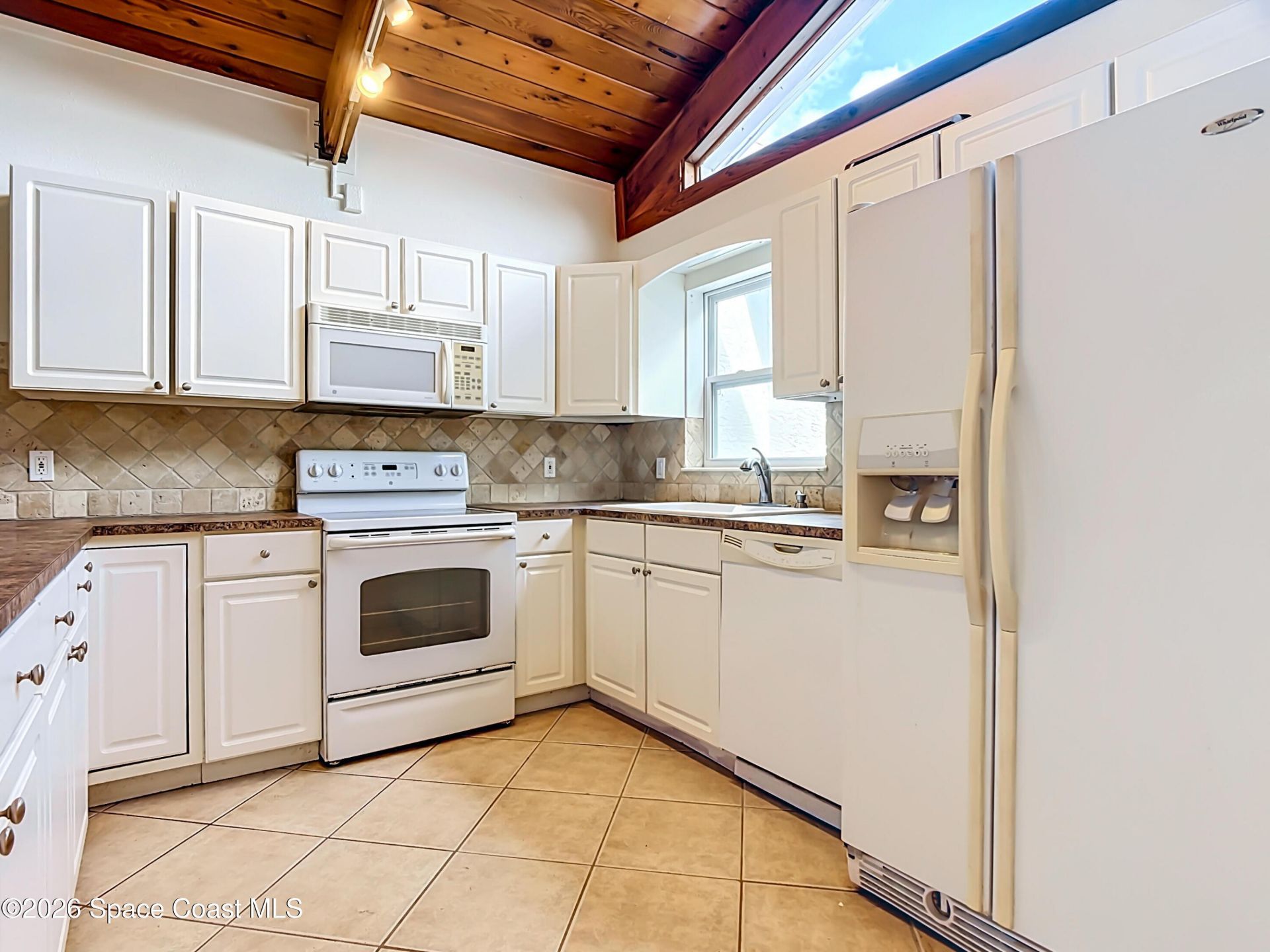 109 Coral Way E , Unit D, Indialantic, FL 32903 Photo