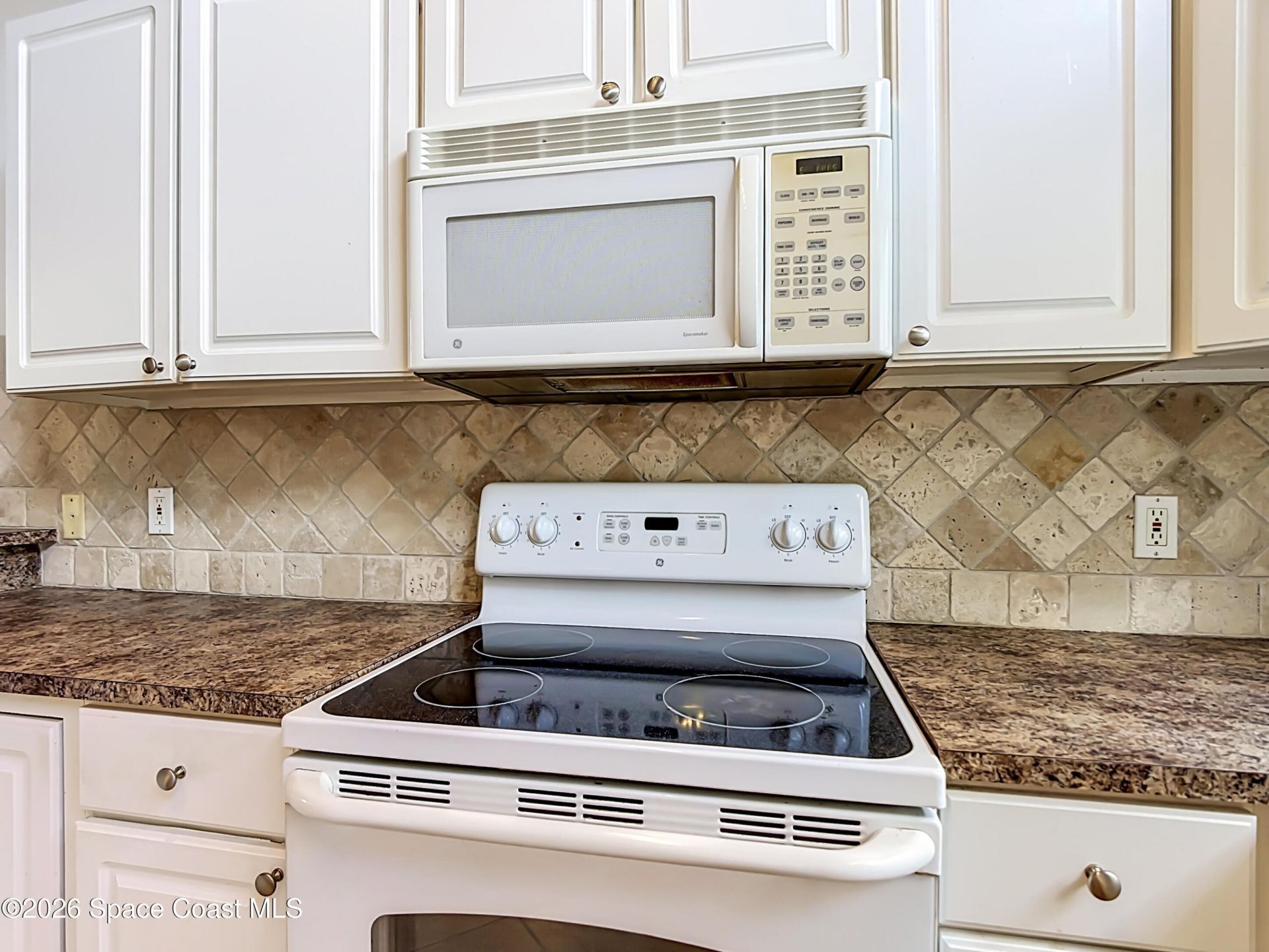 109 Coral Way E , Unit D, Indialantic, FL 32903 Photo