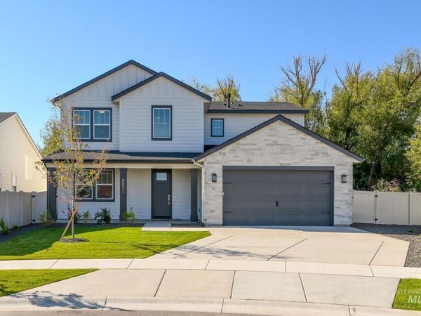 9031 W Tamworth Dr, Star, ID 83669
