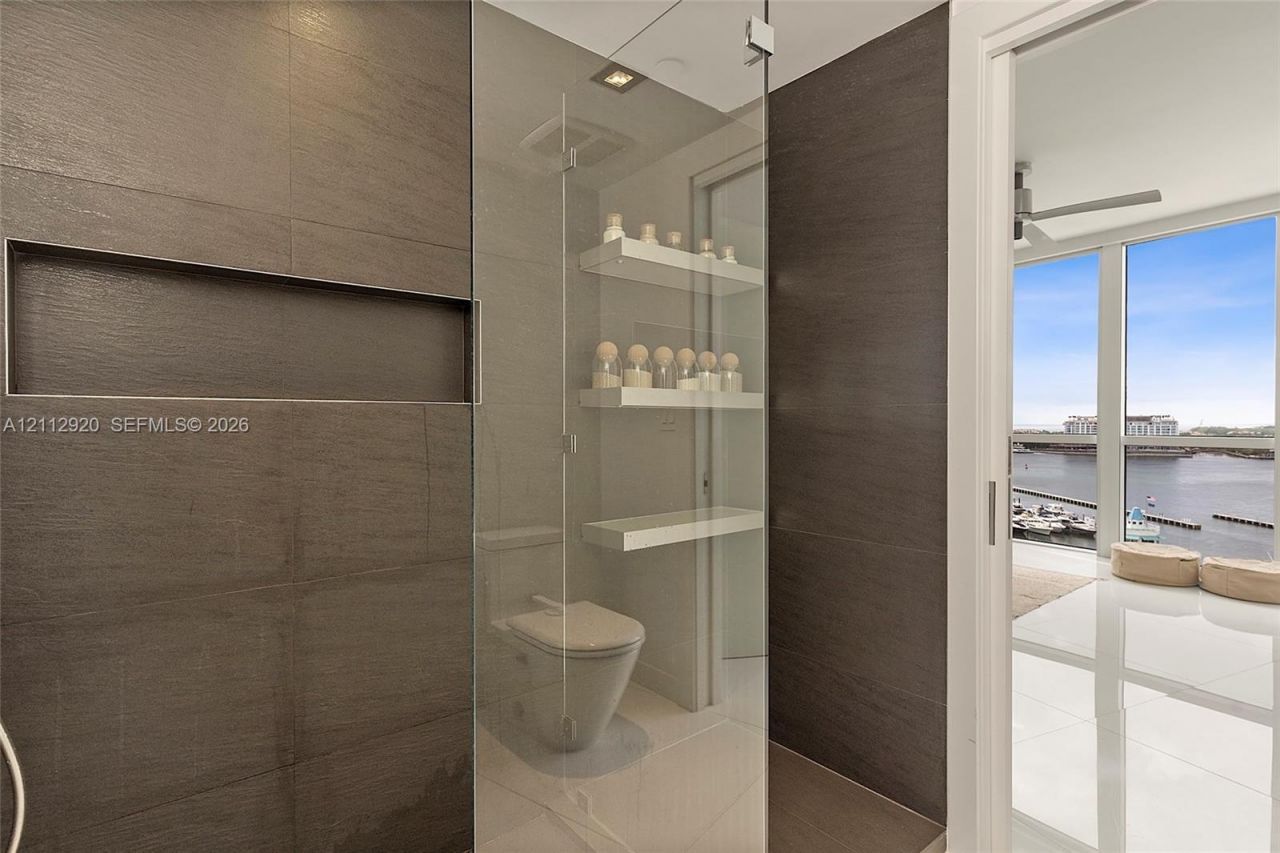 400 Alton Rd , Unit 1404, Miami Beach, FL 33139 Photo