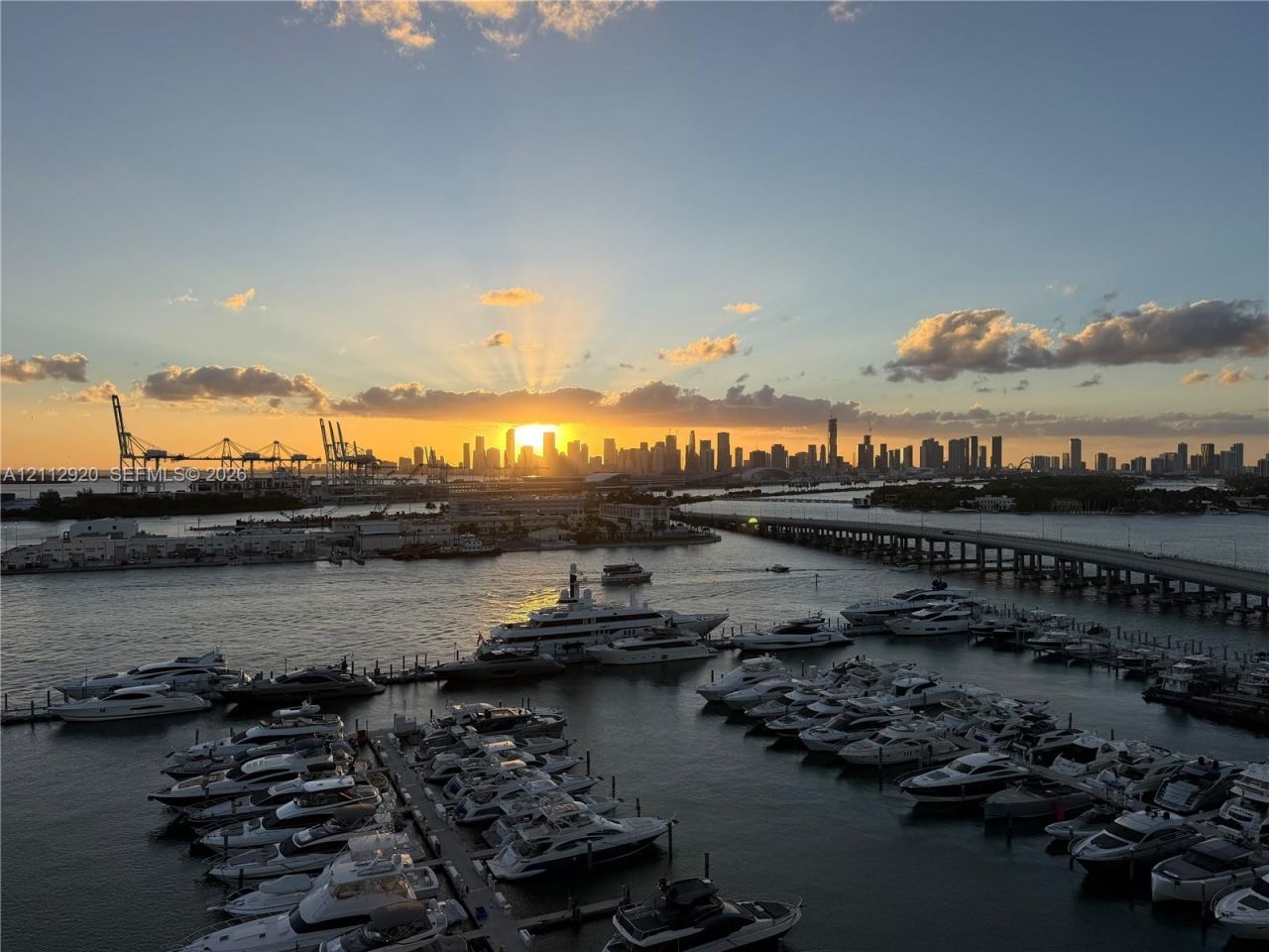 400 Alton Rd , Unit 1404, Miami Beach, FL 33139 Photo