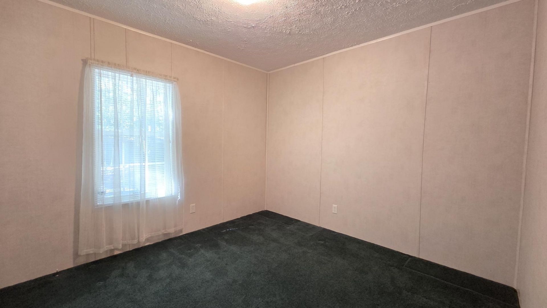1552 Winding Pond Road Photo 23