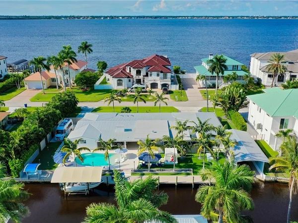 12743 Dennis DR , FORT MYERS, FL 33908