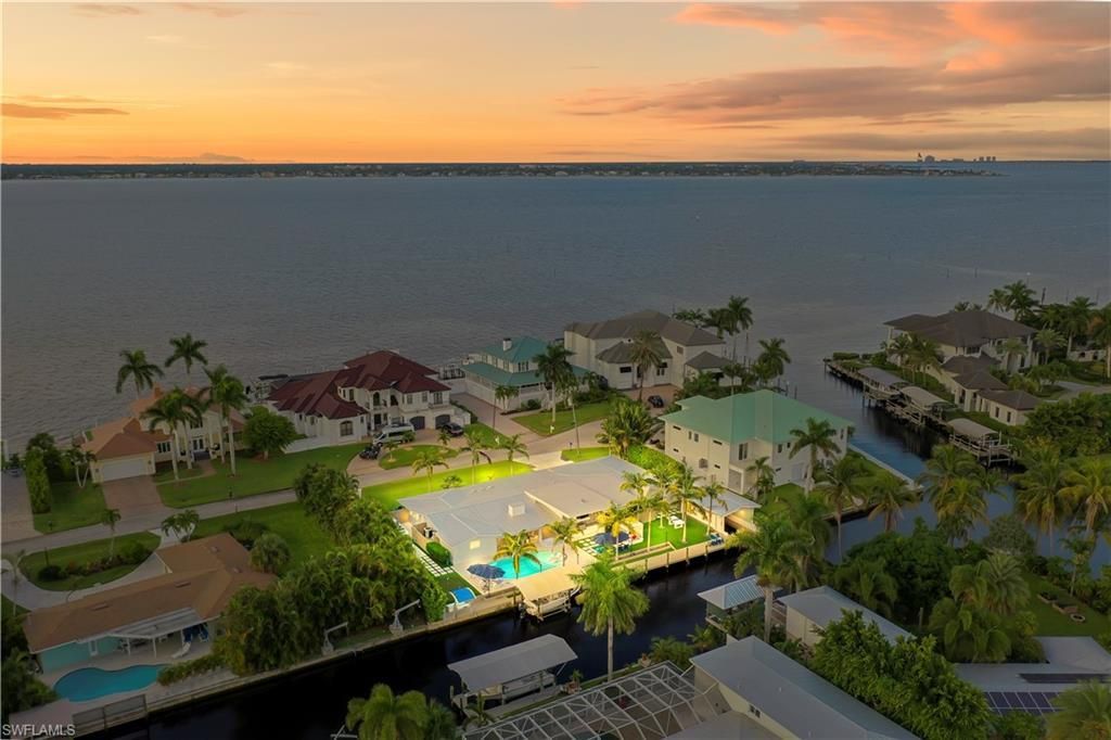 12743 Dennis Dr , Fort Myers, FL 33908 Photo