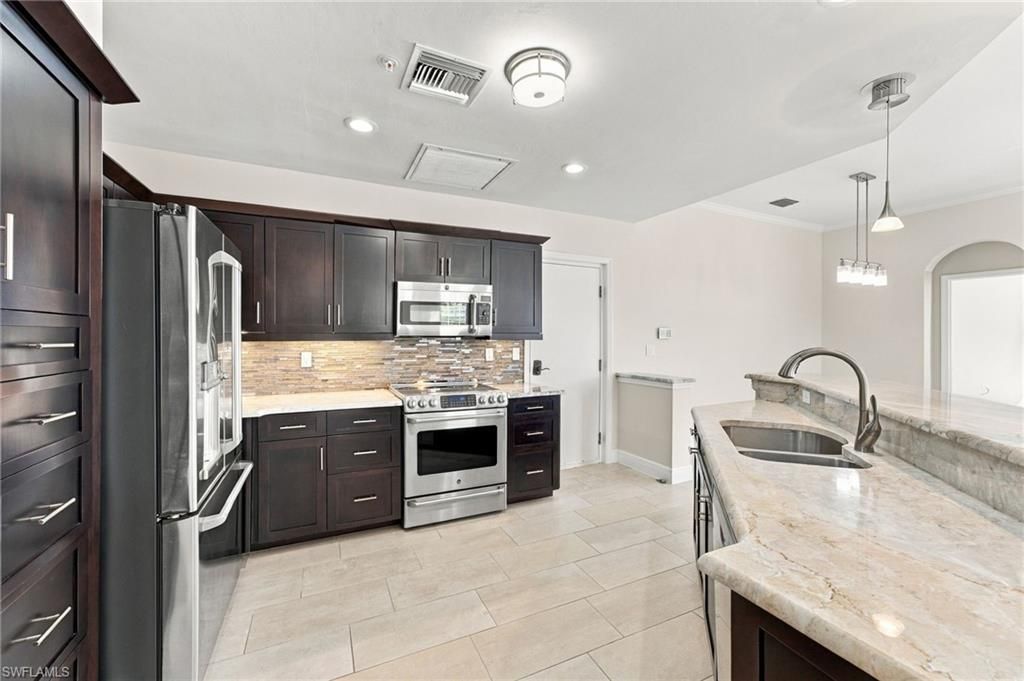 14335 Harbour Links Ct, Unit 20A, Fort Myers, FL 33908 Photo