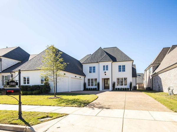 1335 KATE DR, Collierville, TN 38017