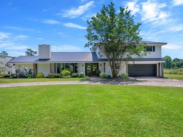 304 N Denison Road, Idabel, OK 74745