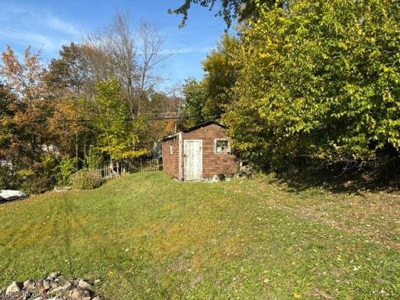 430 South Avenue SE, Massillon, OH 44646 Photo 3