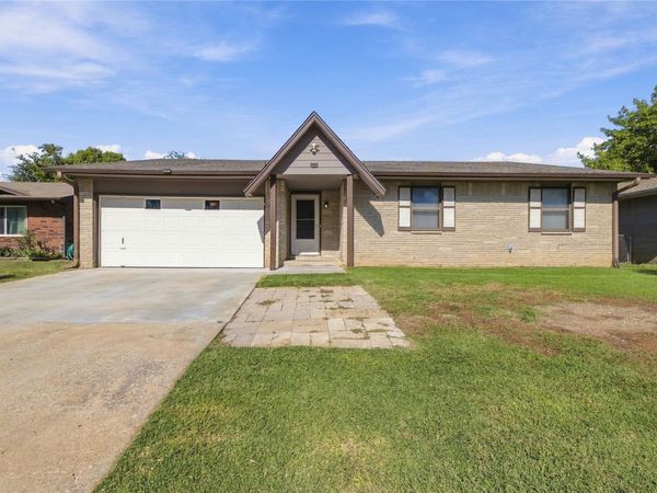 11847 E 62nd Place, Broken Arrow, OK 74012