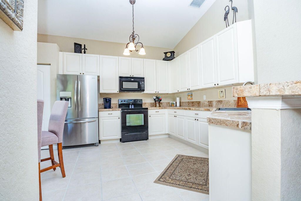 5419 Place Lake Drive, Fort Pierce, FL 34951 Photo
