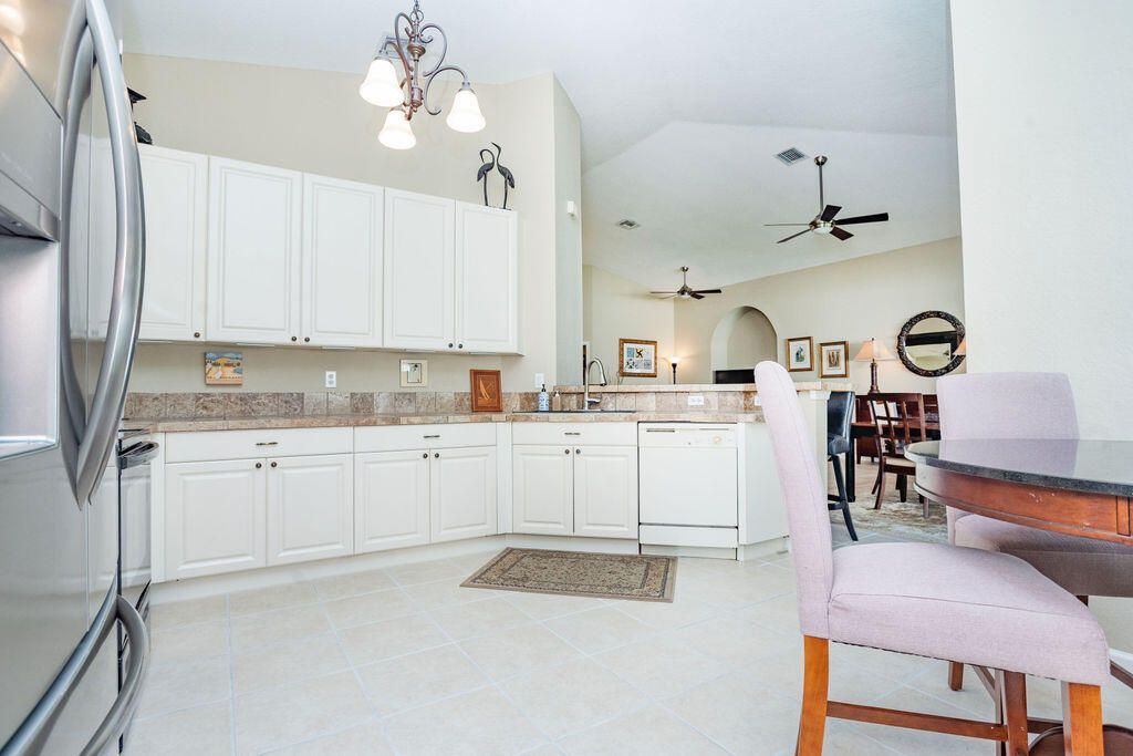 5419 Place Lake Drive, Fort Pierce, FL 34951 Photo