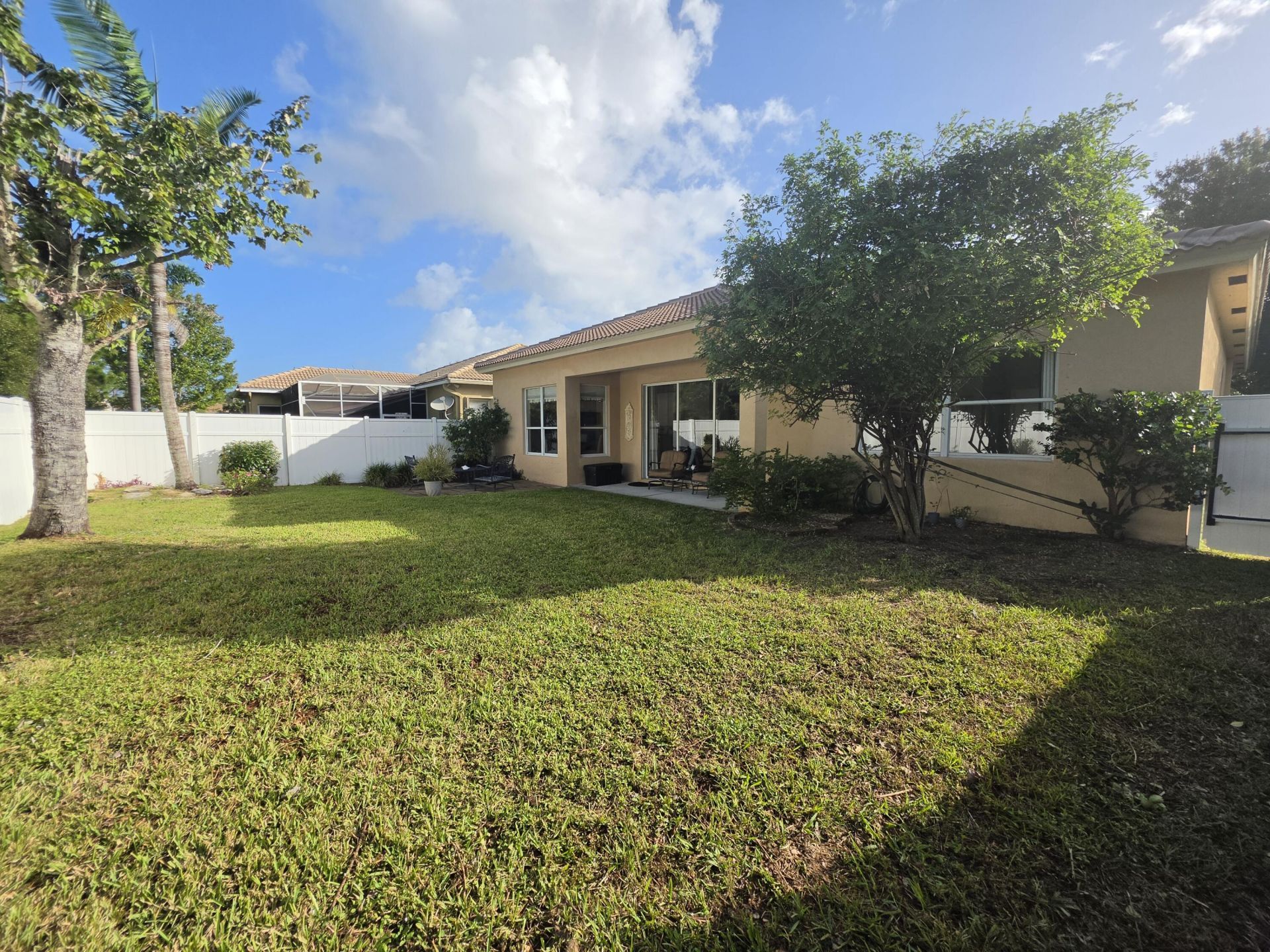 5419 Place Lake Drive, Fort Pierce, FL 34951 Photo