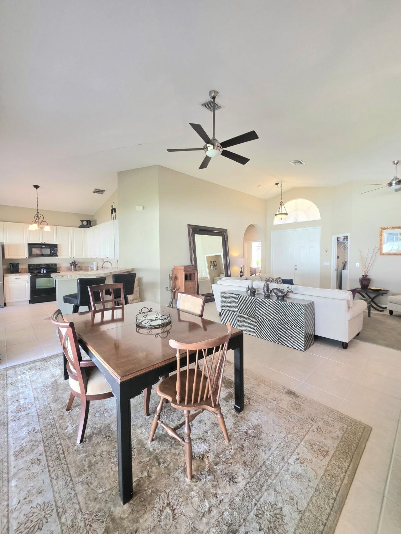 5419 Place Lake Drive, Fort Pierce, FL 34951 Photo