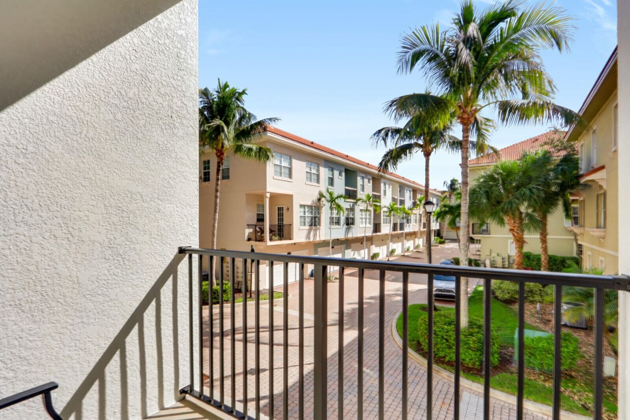 11854 Valencia Gardens Avenue, Palm Beach Gardens, FL 33410 Photo