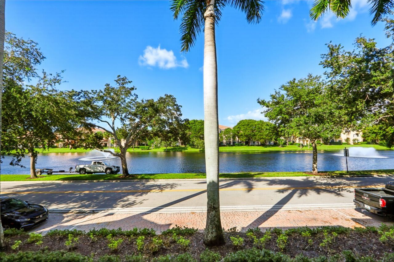 11854 Valencia Gardens Avenue, Palm Beach Gardens, FL 33410 Photo