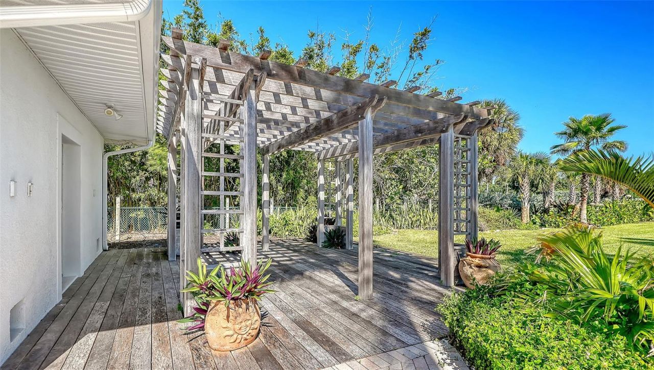6061 Gulf Of Mexico Drive, Longboat Key, FL 34228 Photo