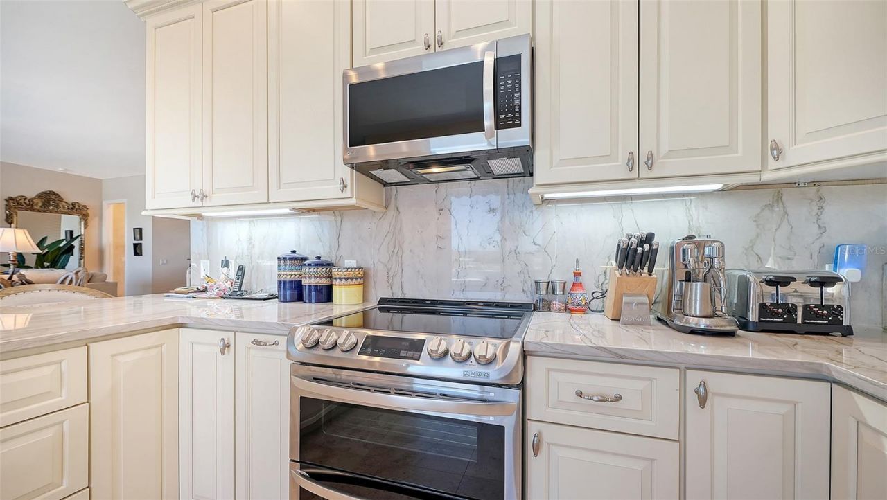 6061 Gulf Of Mexico Drive, Longboat Key, FL 34228 Photo