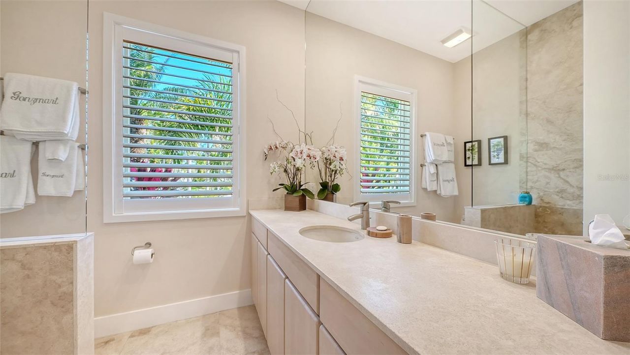6061 Gulf Of Mexico Drive, Longboat Key, FL 34228 Photo