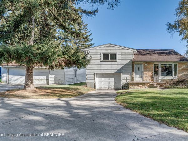2920 Webster Road, Lansing, MI 48906