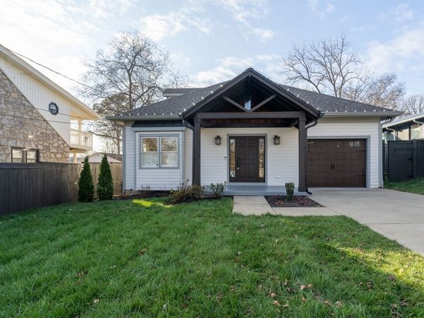 135 50th Ave N, Nashville, TN 37209
