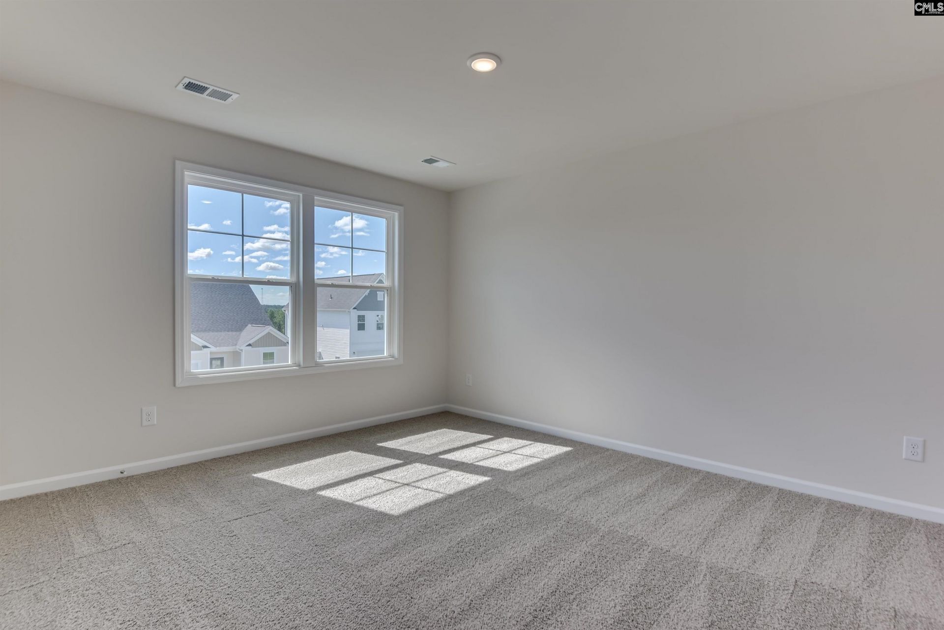 663 Griffon Drive  Photo 15