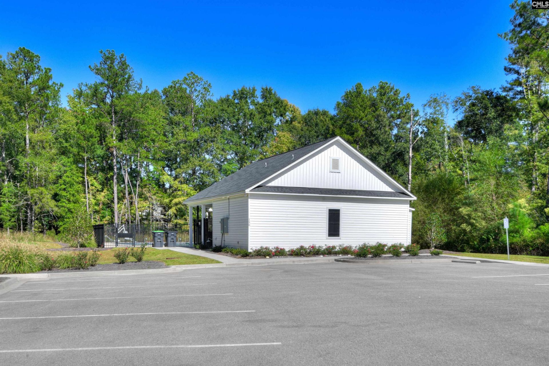 663 Griffon Drive  Photo 38