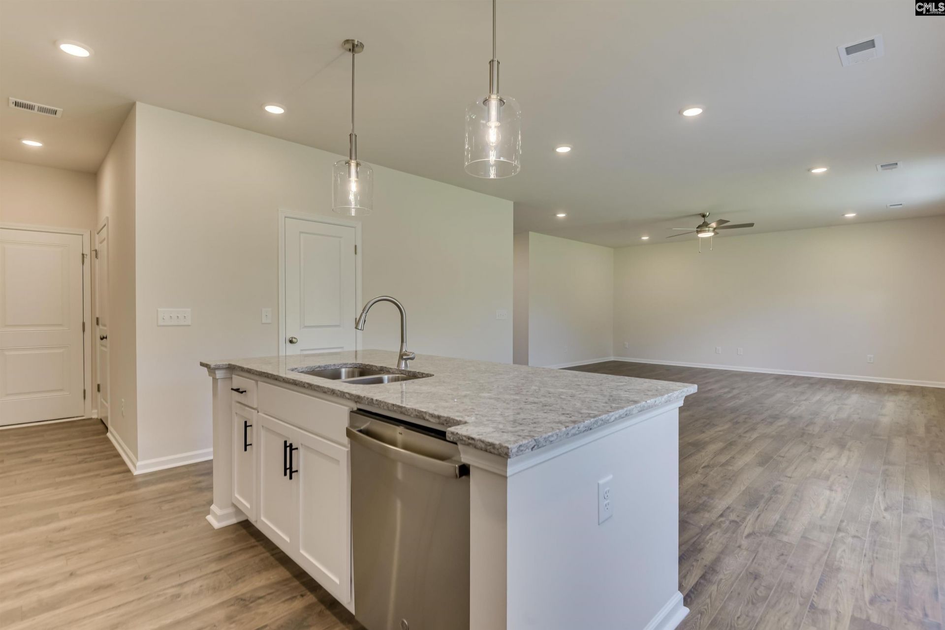 663 Griffon Drive  Photo 7