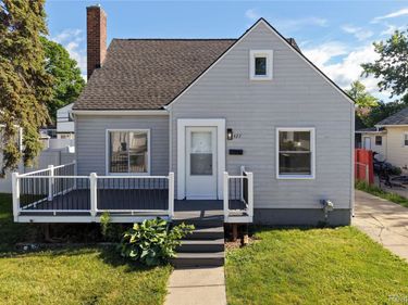 22427 Hanson Court , St Clair Shores, Mi 48080