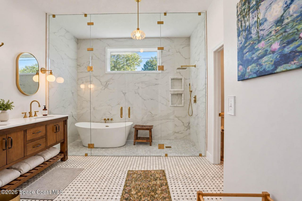 380 Lakeview Drive , Melbourne Beach, FL 32951 Photo
