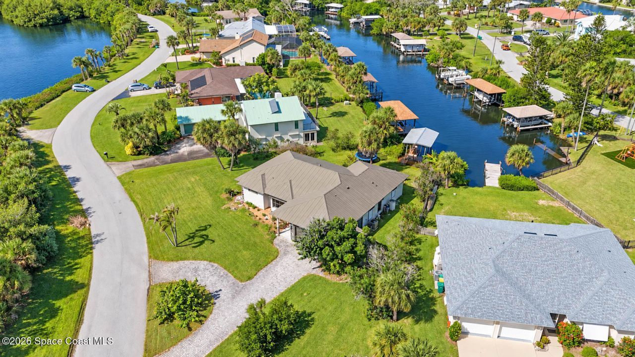 380 Lakeview Drive , Melbourne Beach, FL 32951 Photo