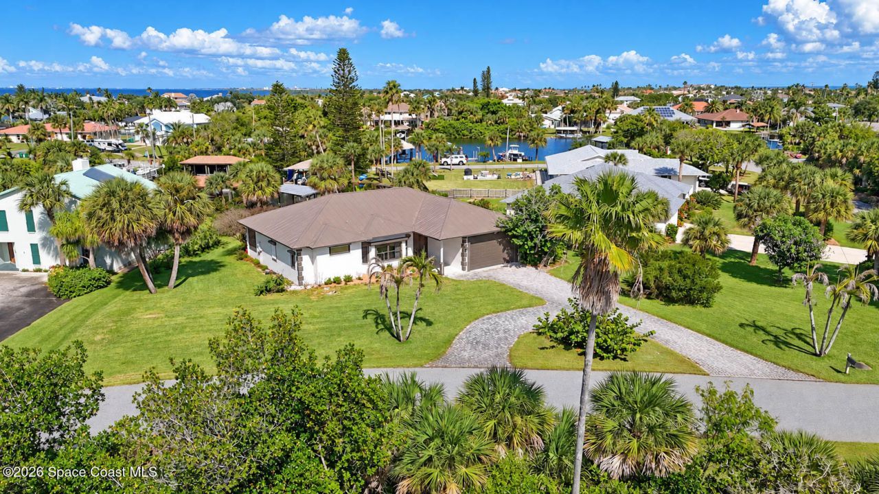 380 Lakeview Drive , Melbourne Beach, FL 32951 Photo