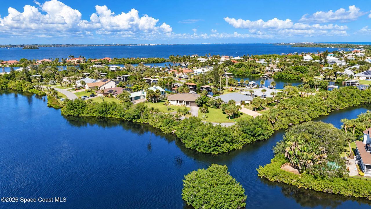 380 Lakeview Drive , Melbourne Beach, FL 32951 Photo