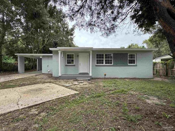 82 S Garfield Dr, Pensacola, FL 32506