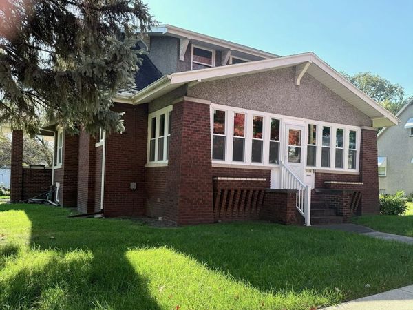 1204 6th Street , Peru, IL 61354
