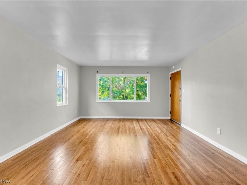 2649 Noble Road, Cleveland Heights, OH 44121 Photo 3