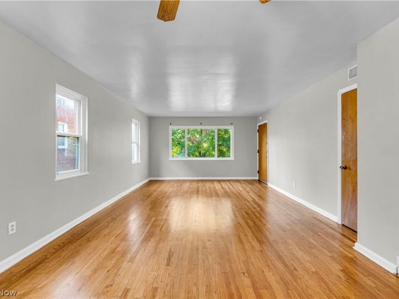 2649 Noble Road, Cleveland Heights, OH 44121 Photo 5