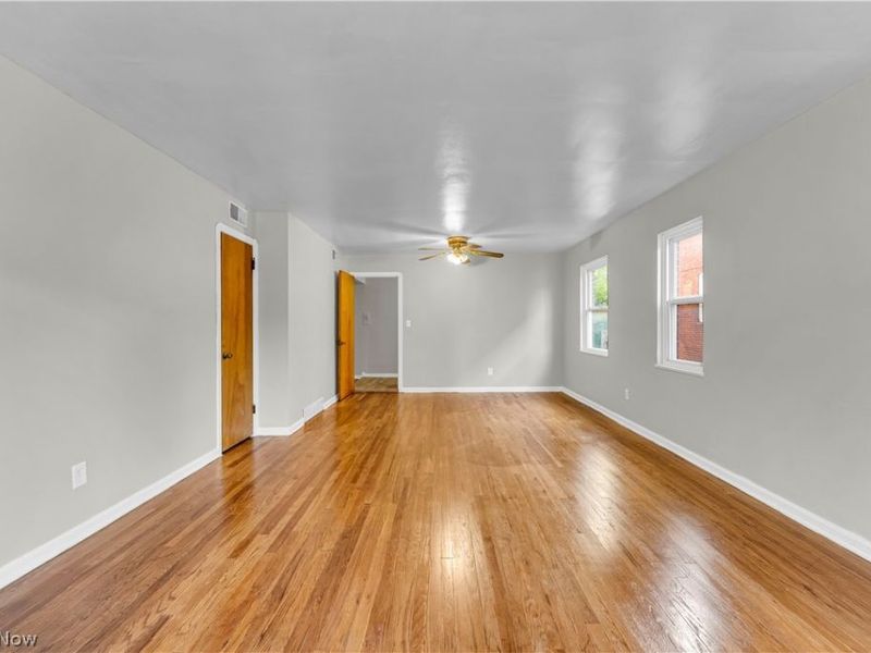 2649 Noble Road, Cleveland Heights, OH 44121 Photo 6