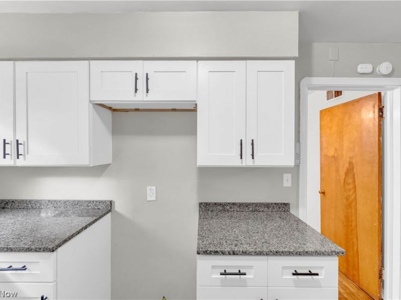 2649 Noble Road, Cleveland Heights, OH 44121 Photo 8