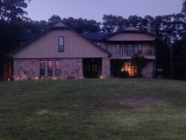 12655 Bristlecone Road , Henryetta, OK 74437