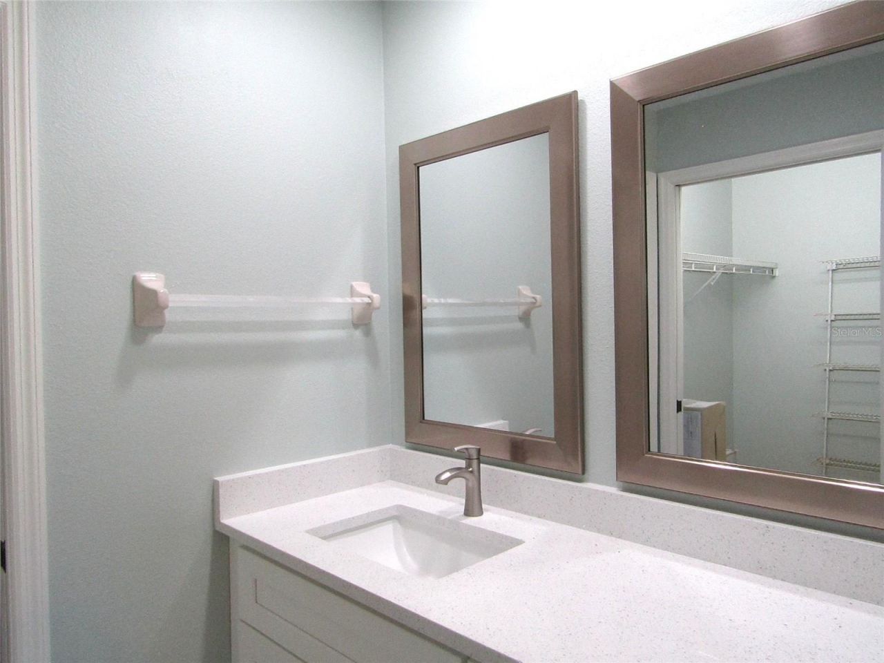 4404 Weybridge , Unit 96, Sarasota, FL 34235 Photo