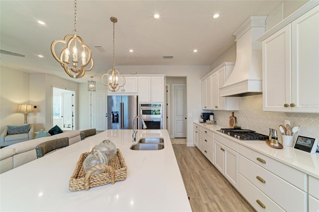 4624 Antrim Drive, Sarasota, FL 34240 Photo