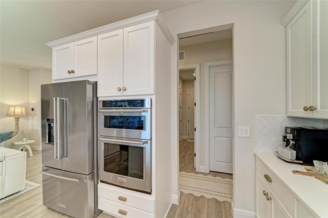 4624 Antrim Drive, Sarasota, FL 34240 Photo