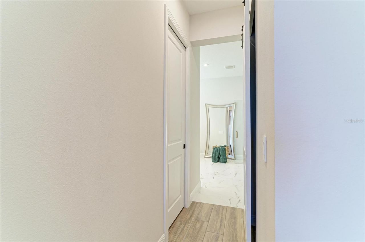 4624 Antrim Drive, Sarasota, FL 34240 Photo