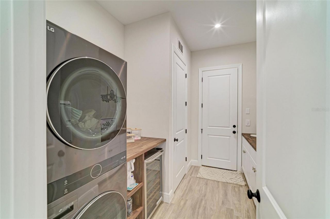 4624 Antrim Drive, Sarasota, FL 34240 Photo