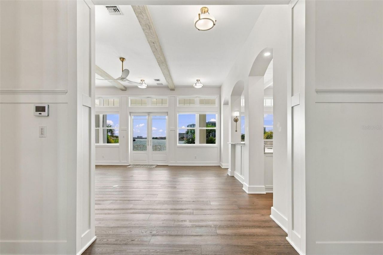 14 Marina Terrace, Treasure Island, FL 33706 Photo