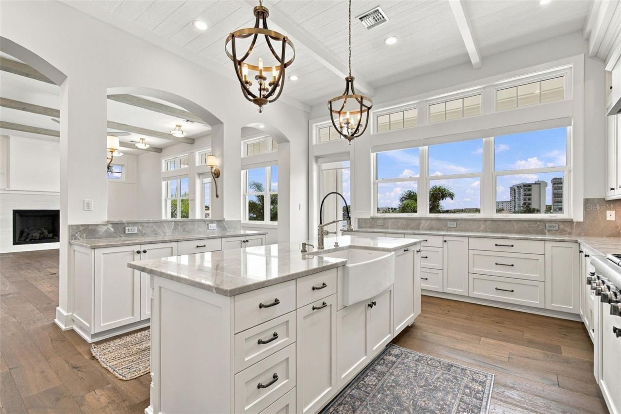 14 Marina Terrace, Treasure Island, FL 33706 Photo