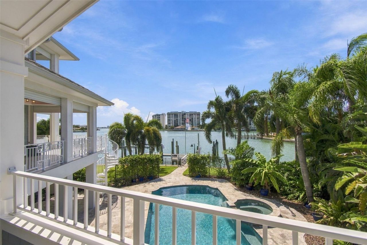 14 Marina Terrace, Treasure Island, FL 33706 Photo