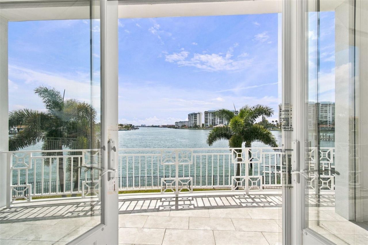 14 Marina Terrace, Treasure Island, FL 33706 Photo