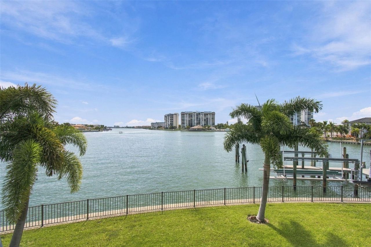 14 Marina Terrace, Treasure Island, FL 33706 Photo