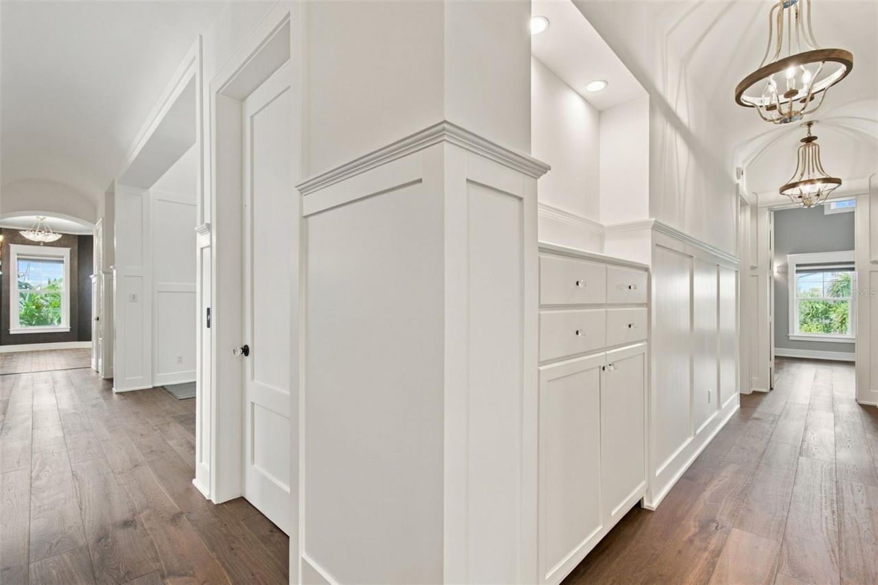 14 Marina Terrace, Treasure Island, FL 33706 Photo